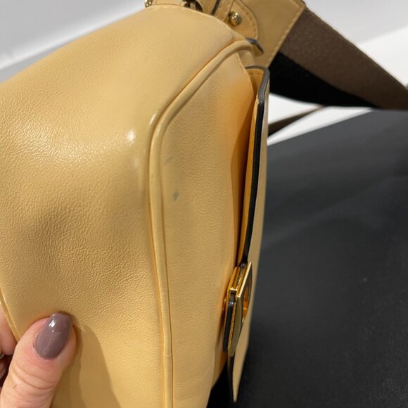 Fendi Baguette Leather Yellow Camera Bag (JB1396) - Picture 7 of 15